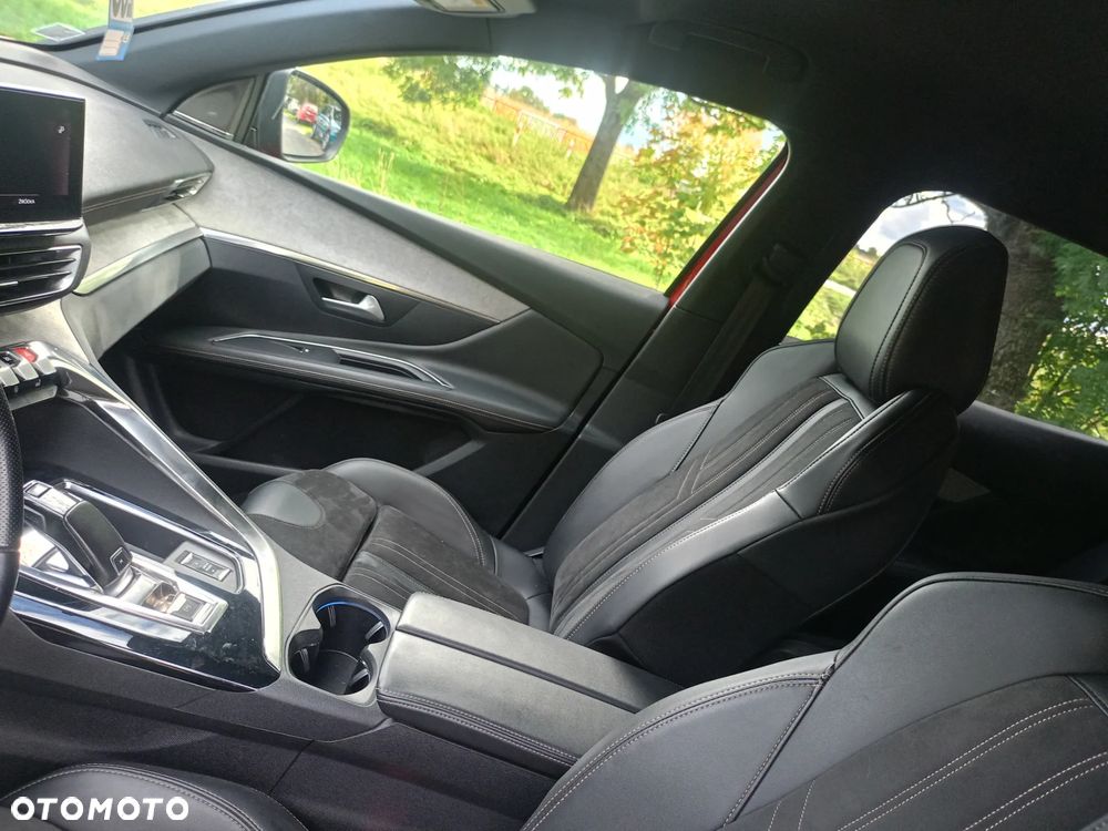 Peugeot 3008 1.6 PureTech GT S&S EAT8 - 12