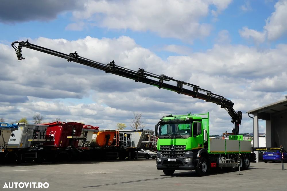 Mercedes-Benz AROCS 3240 / 8x4 / LIVRARE - 7 M / + HDS HIAB X-HIPRO 302 / MAX 9.200 KG / 21 M REACH / TRIDEM / PILOT / ROTATOR / FURCĂ / PUNTE RIDICATĂ / EURO 6 - 4