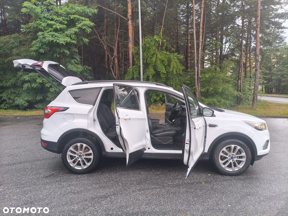 Ford Escape 2.0 EcoBoost AWD Titanium - 10