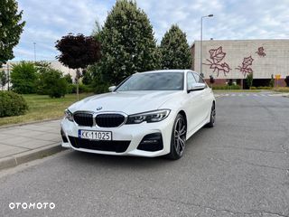 BMW Seria 3 320d xDrive M Sport sport
