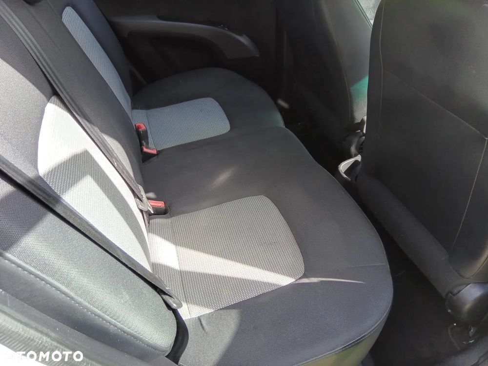 Hyundai i10 1.1 Classic - 8