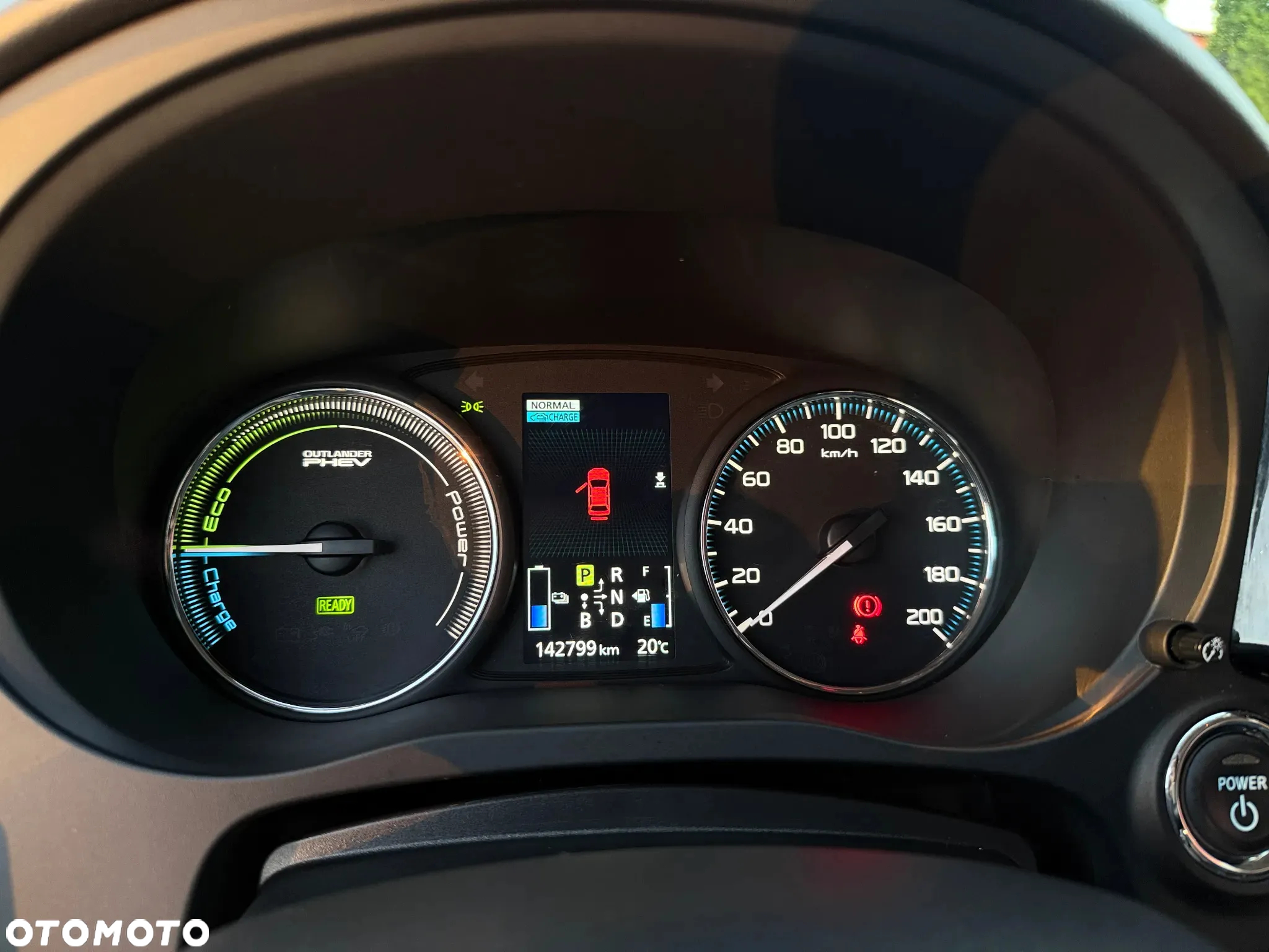 Mitsubishi Outlander 2.0 4WD Plug-In Hybrid Top - 22