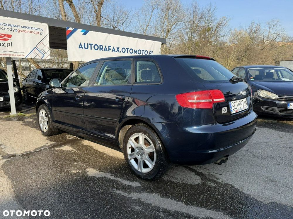 Audi A3 Sportback 1.4 TFSI Attraction - 9