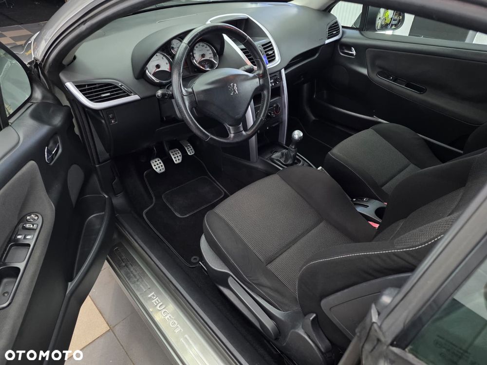 Peugeot 207 CC 120 VTi Sport - 13