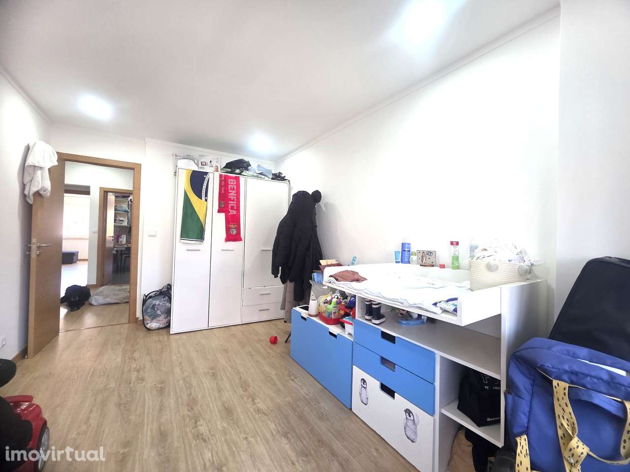 Fantástico Apartamento T2 no Centro da Amadora - Grande imagem: 3/38