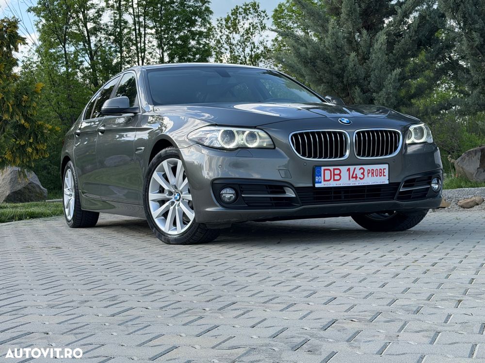 BMW Seria 5 520d Aut. - 29