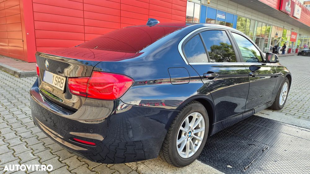 BMW Seria 3 320d Sport-Aut. Sport Line - 16