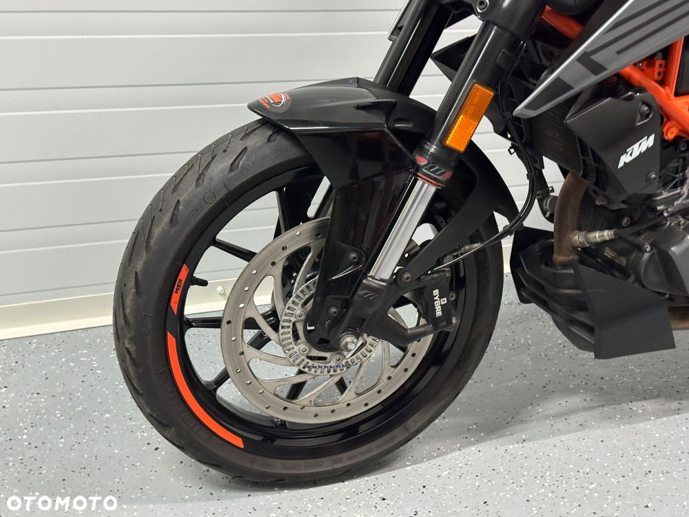 KTM Duke - 20