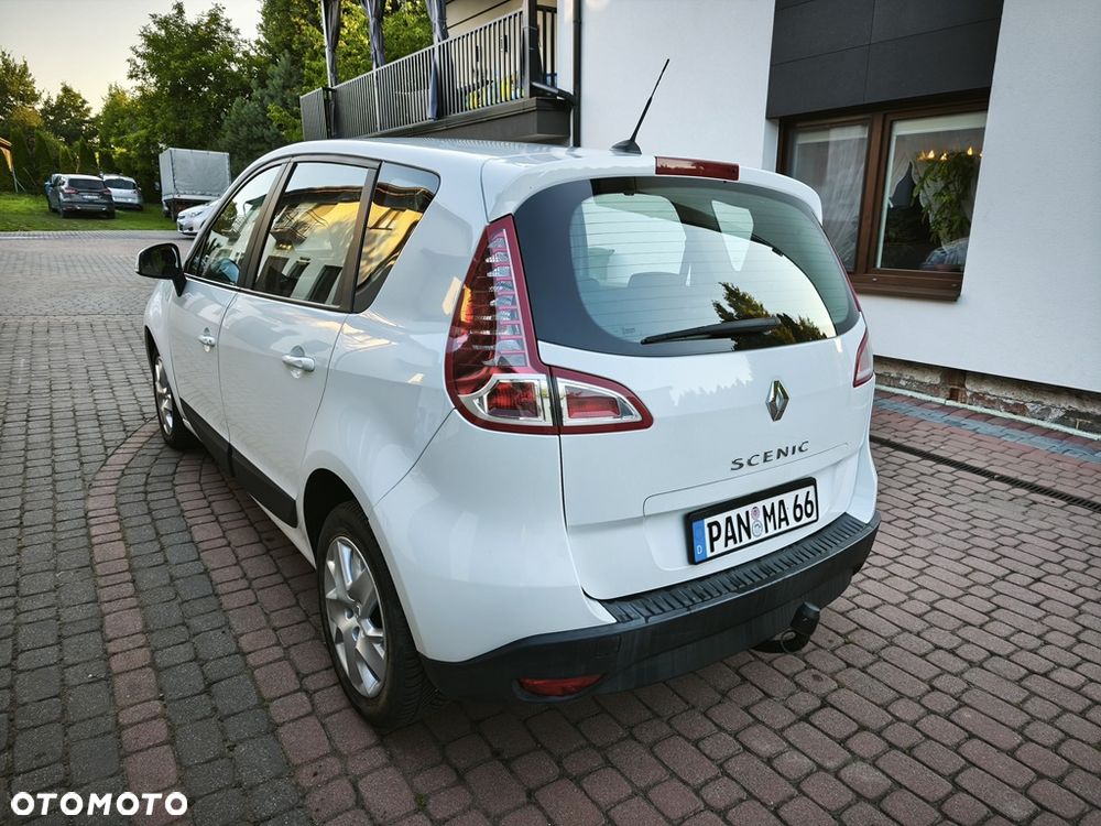 Renault Scenic 1.6 16V 110 TomTom Edition - 15