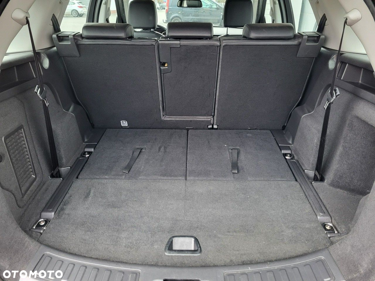 Land Rover Discovery Sport - 24