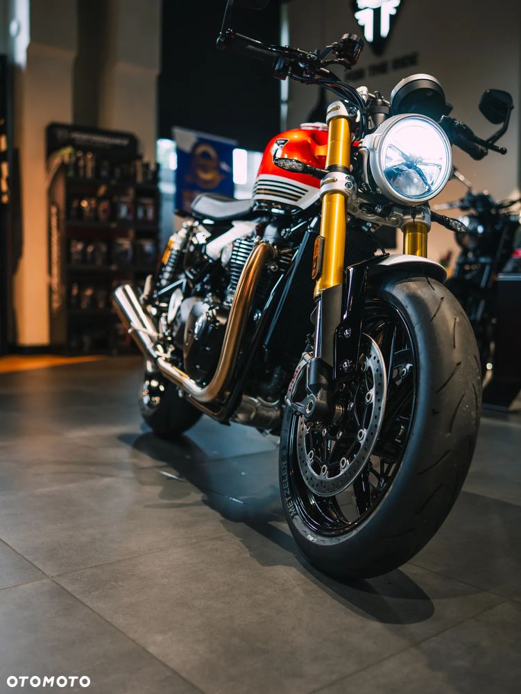 Triumph Speed Twin - 2