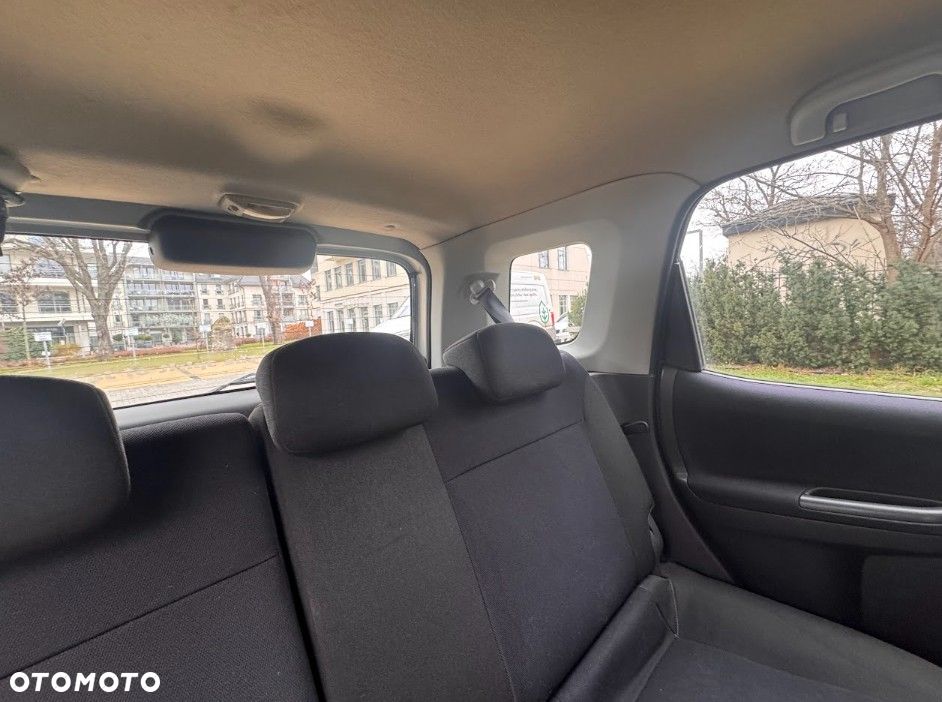 Suzuki Ignis - 11