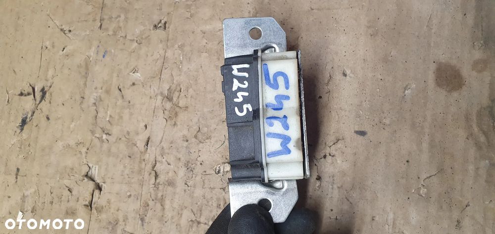 Zamek klapy bagażnika Mercedes W245 A1697400035 - 4