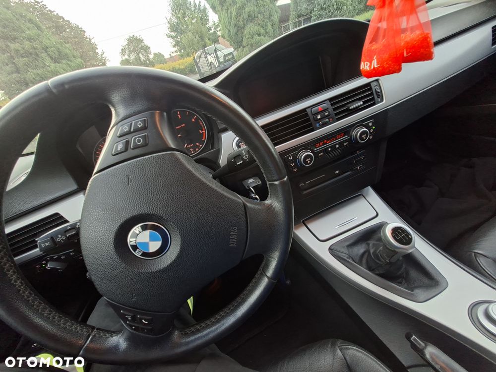 BMW Seria 3 - 8