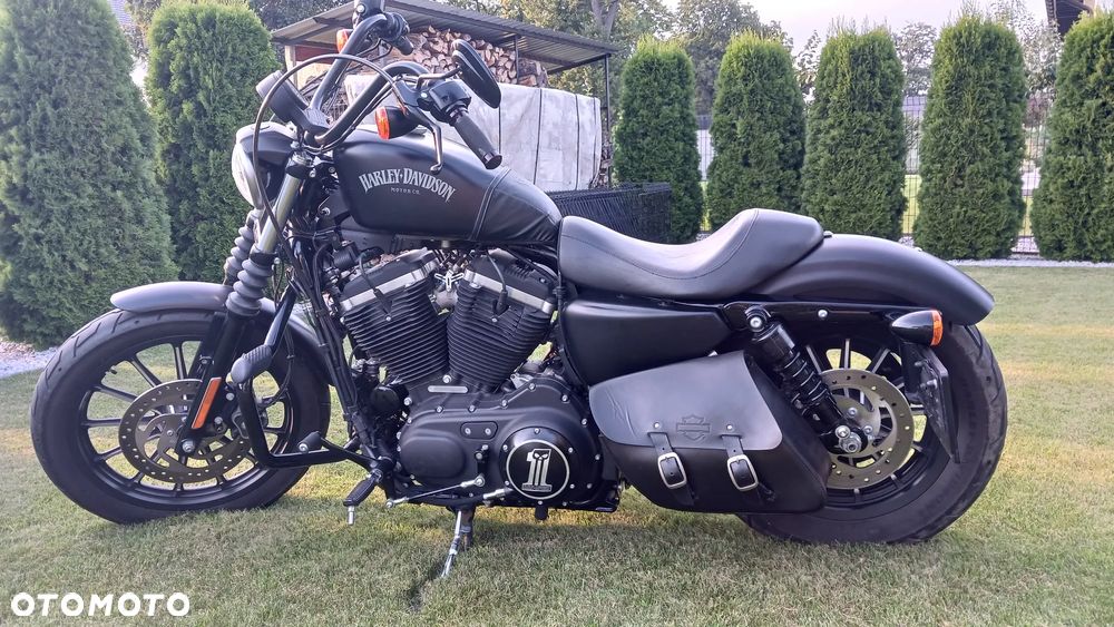 Harley-Davidson Sportster Iron 883 - 10