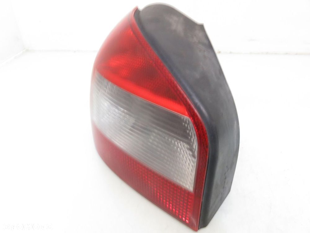 LAMPA LEWA TYLNA AUDI A3 (8L1) 8L0945095B 8L0945096C - 11