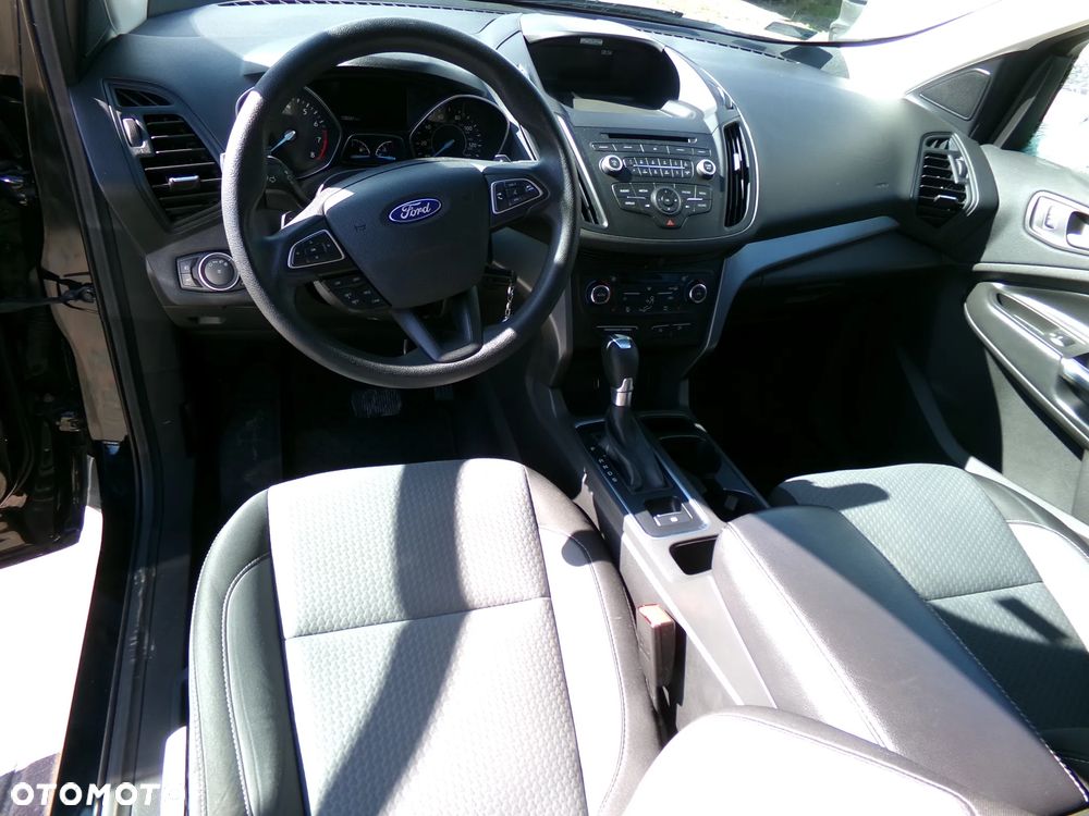 Ford Escape - 10