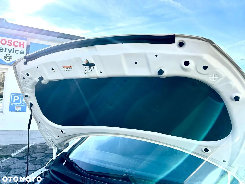 Kia Ceed 1.6 GDI SW Dream-Team Edition - 28