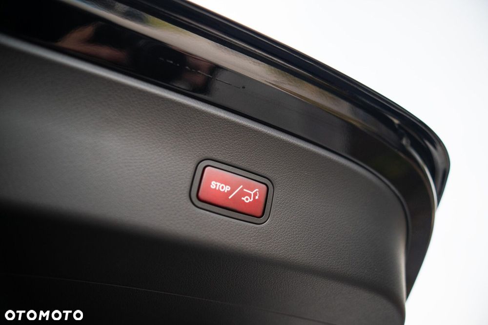 Mercedes-Benz GLC - 25