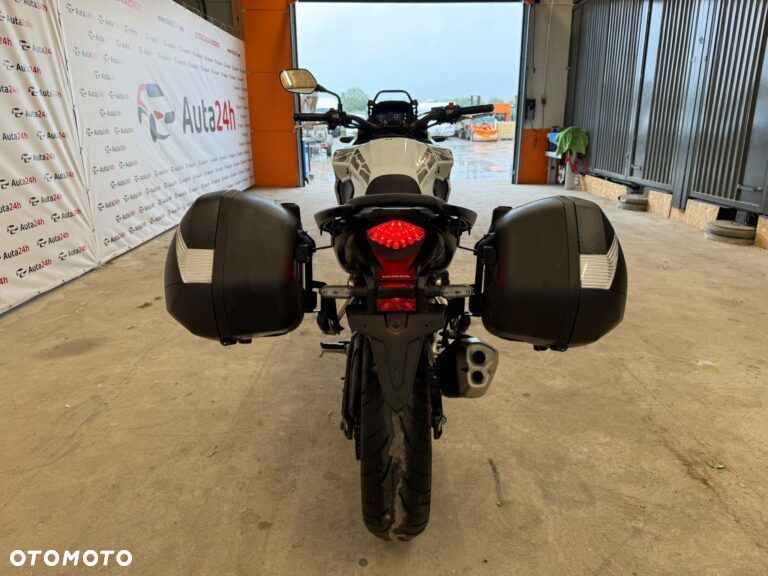 Honda CB - 6