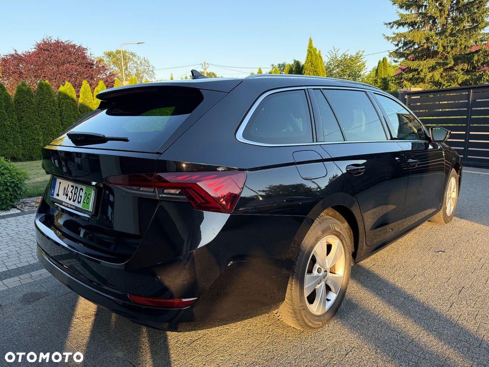 Skoda Octavia 2.0 TDI Elegance DSG - 11