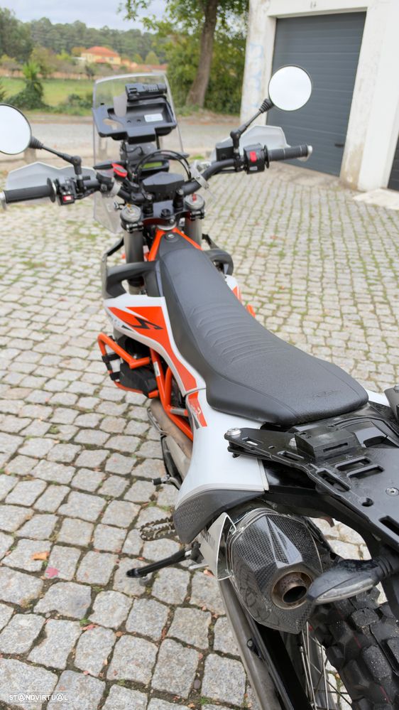 KTM 690 Enduro R Rally - 5