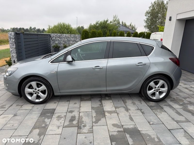 Opel Astra 1.4 Turbo Innovation - 9