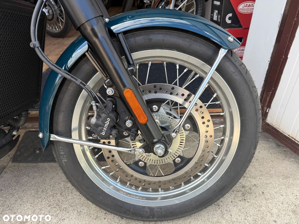 BSA Gold Star 650 - 23