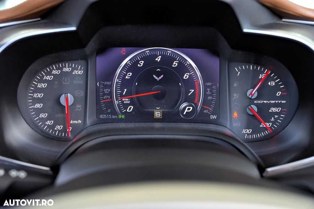 Chevrolet Corvette Stingray 2LT 6.2 V8 Automatik - 29