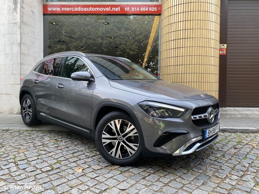 Mercedes-Benz GLA 200 Progressive - 1