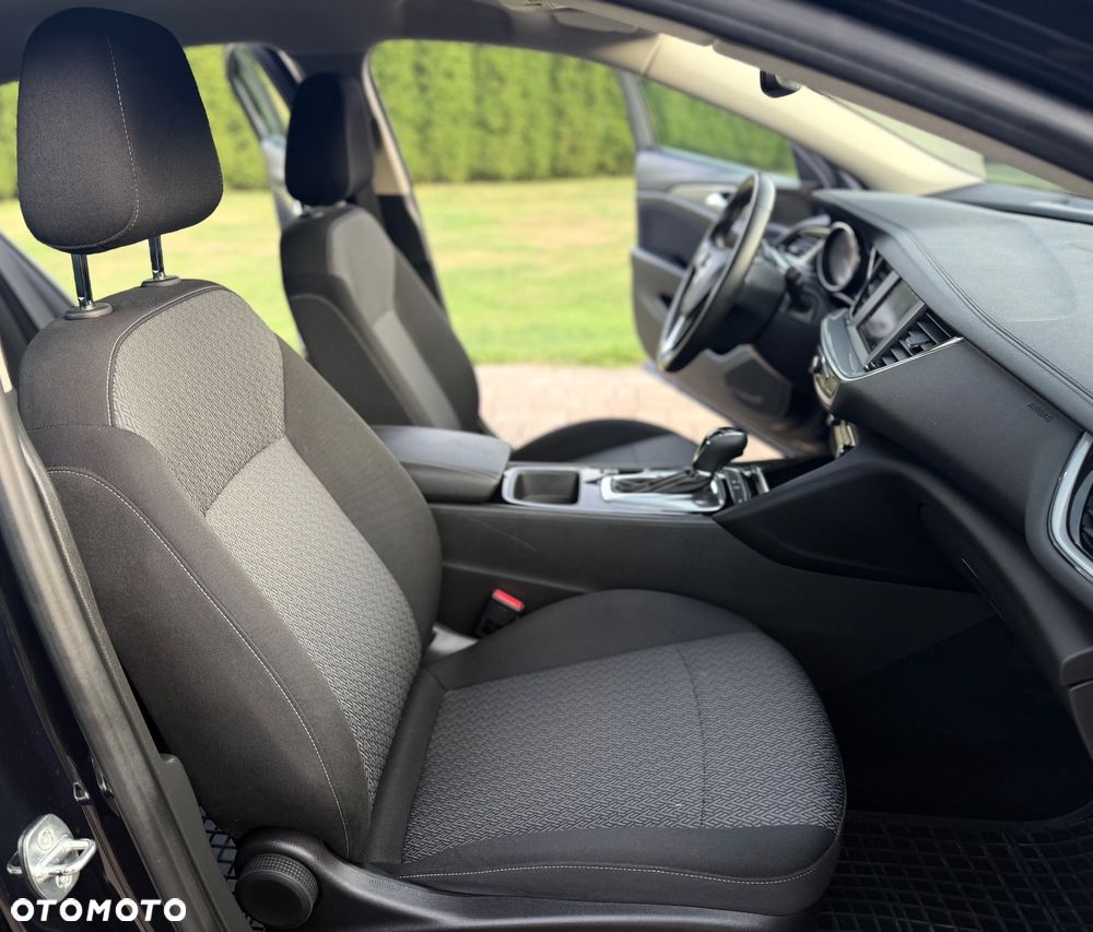 Opel Insignia 1.5 T Enjoy S&S - 8