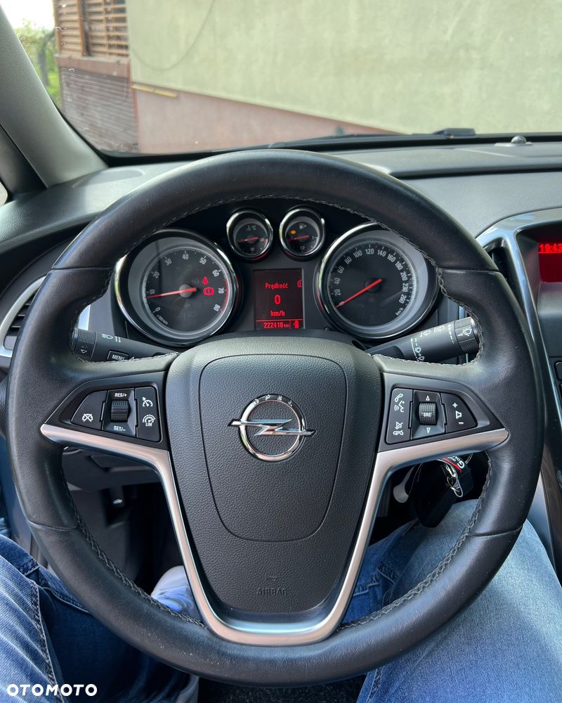 Opel Astra 1.4 T Cosmo - 7