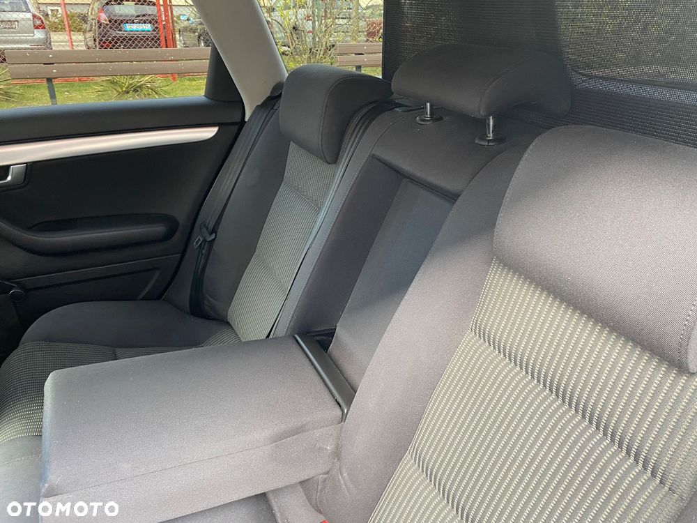 Audi A4 Avant 1.8 T quattro - 11