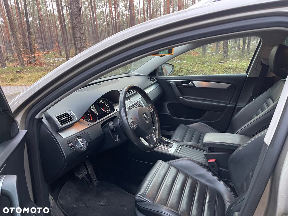 Volkswagen Passat 2.0 TDI DSG BlueMotion Technology Business Edition - 15