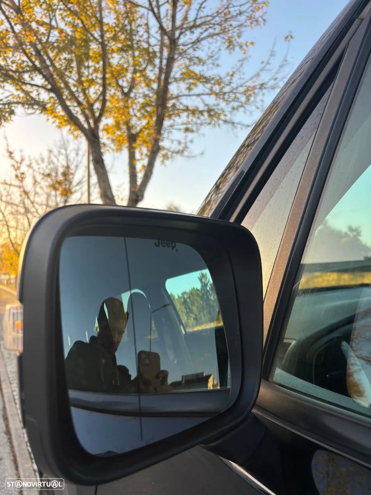 Jeep Renegade 1.6 MJD Limited - 34