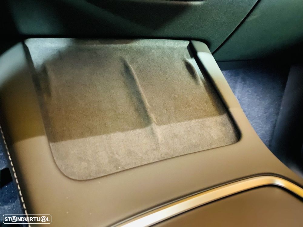 Tesla Model Y Tração Traseira - 17
