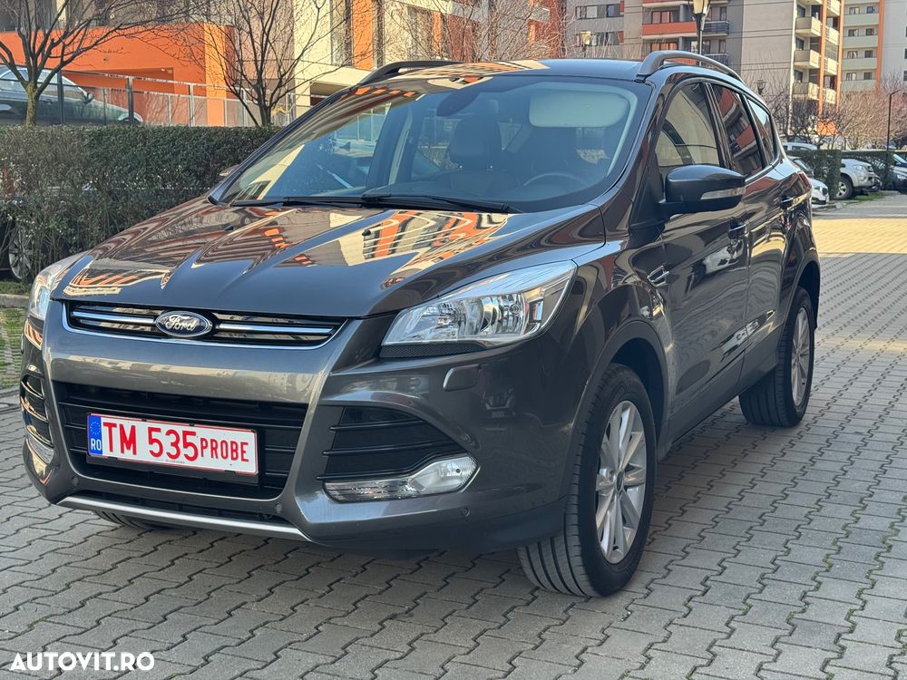 Ford Kuga 1.5 EcoBoost 2x4 Titanium - 2