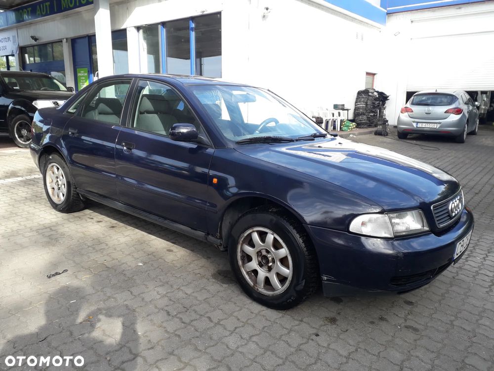Audi A4 Limousine - 21