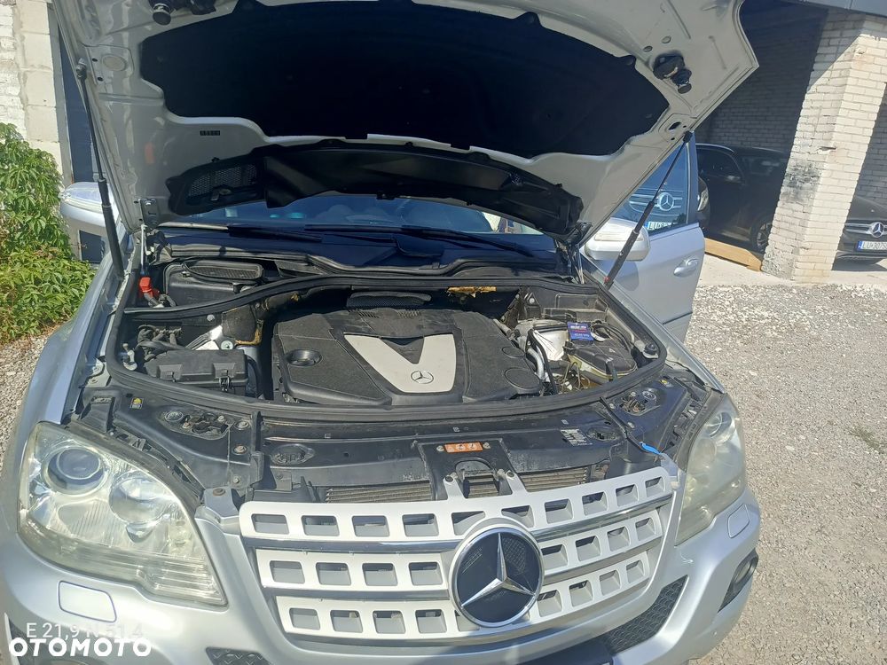 Mercedes-Benz ML 350 CDI 4Matic 7G-TRONIC DPF Grand Edition - 18