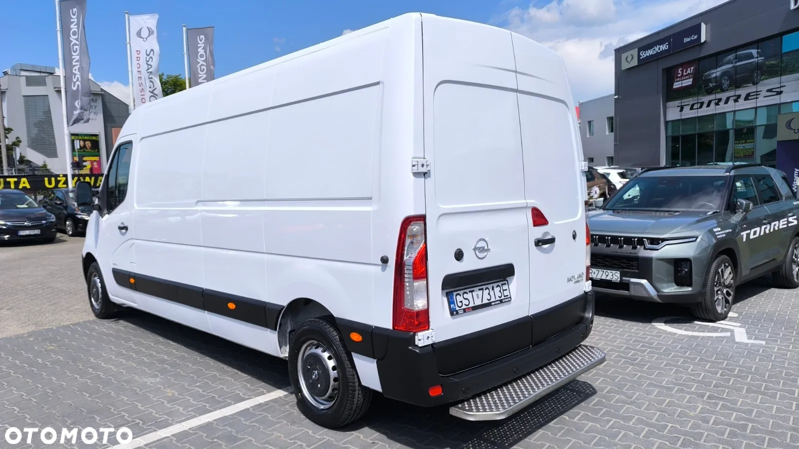 Opel Movano - 8