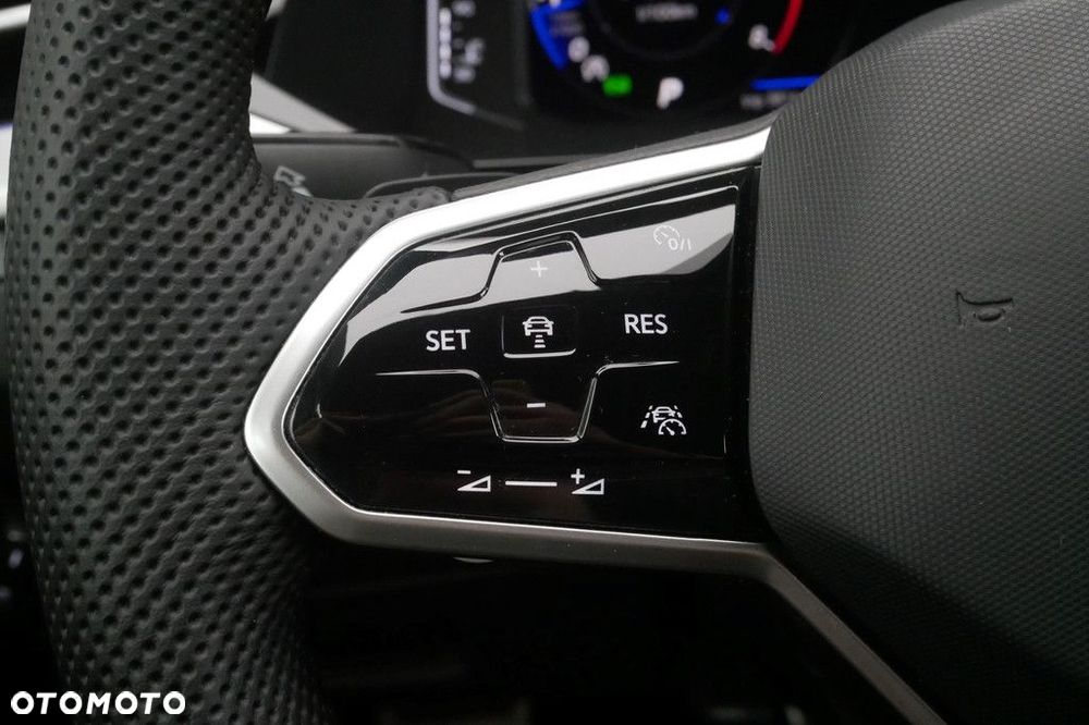 Volkswagen Arteon 2.0 TSI R-Line DSG - 21