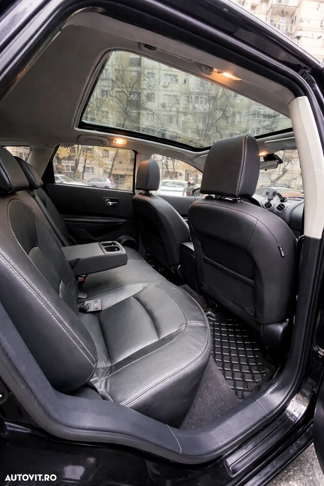 Nissan Qashqai 2.0 dCi DPF 4x4 Aut tekna - 8