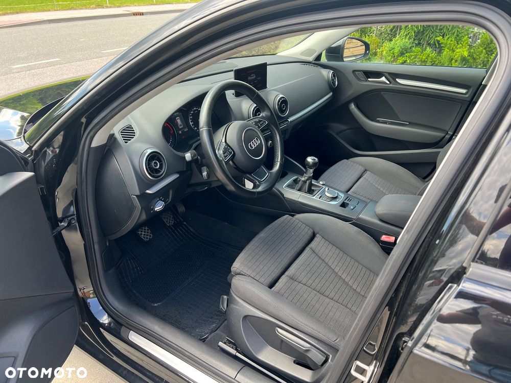 Audi A3 Sportback - 10
