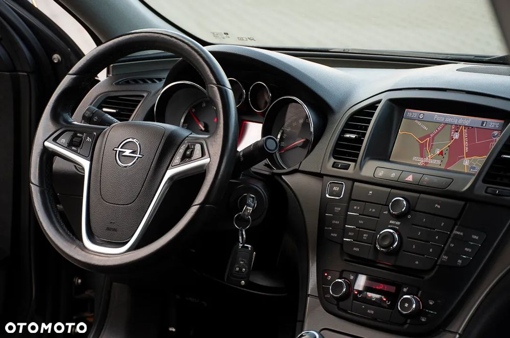 Opel Insignia - 37