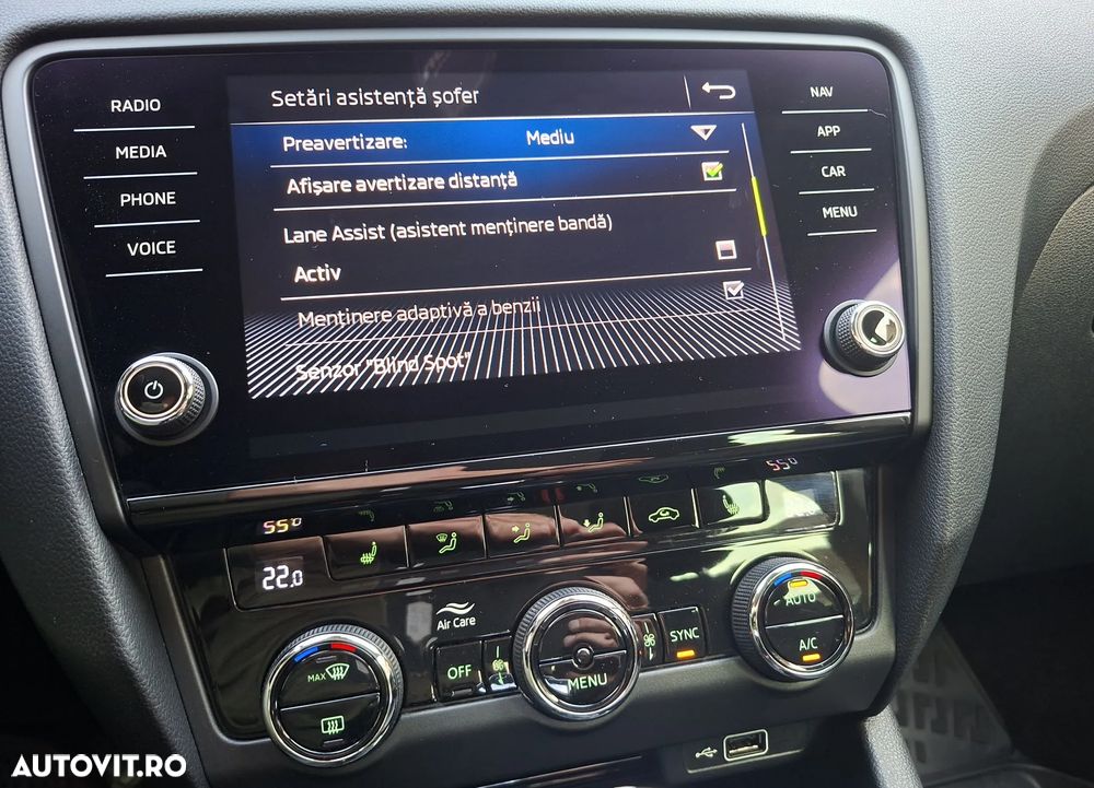 Skoda Octavia 2.0 TDI (Green tec) DSG Style - 33