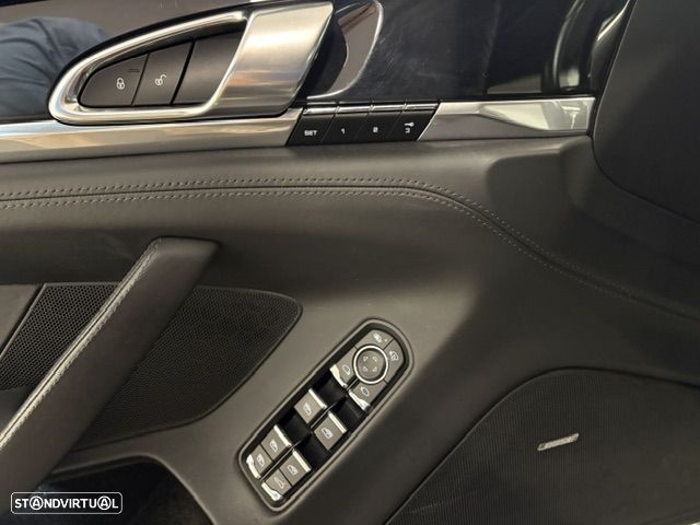 Porsche Panamera S e-Hybrid - 14
