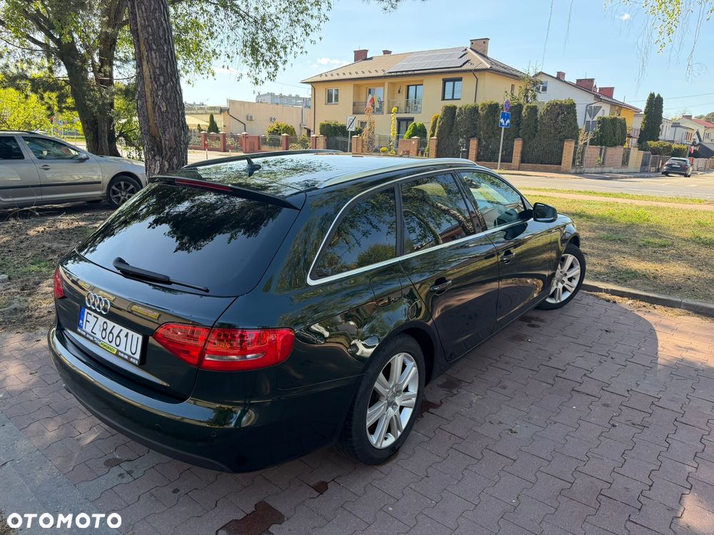 Audi A4 Avant 2.0 TDI DPF multitronic S line Sportpaket - 6