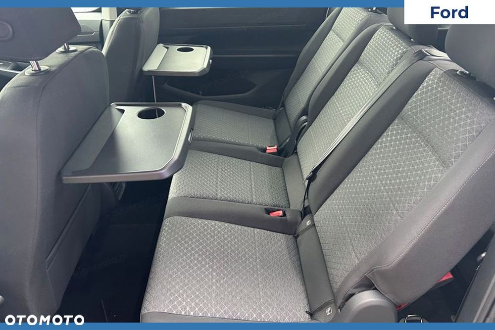 Ford Tourneo Connect - 8