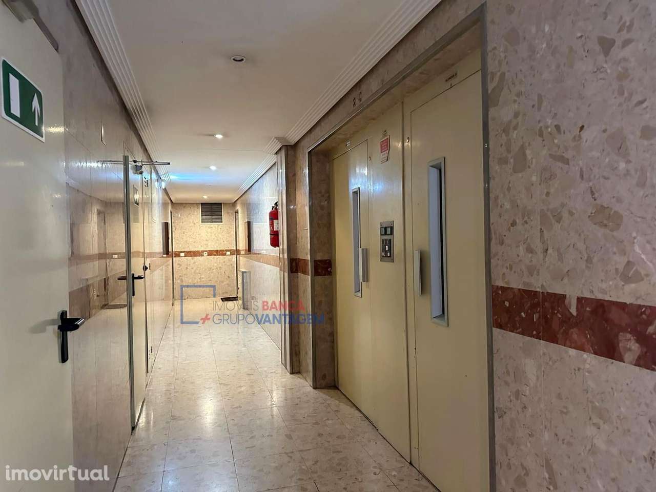 Apartamento, para venda, Vila Nova de Gaia - Vilar de Andorinho - Grande imagem: 2/28