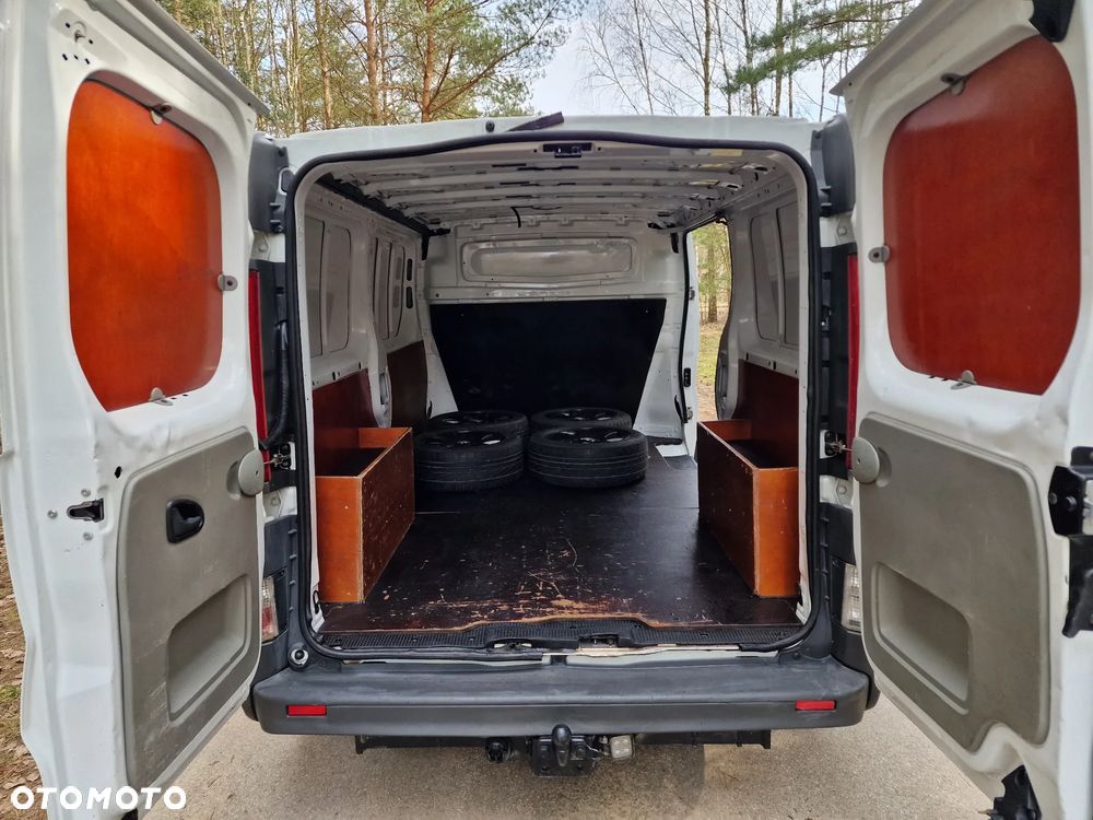 Renault Trafic - 12